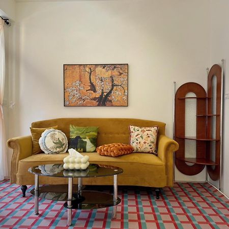 Kaohsiung Raifong Corner Homestay Екстериор снимка