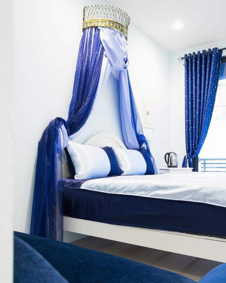 Kaohsiung Raifong Corner Homestay Екстериор снимка