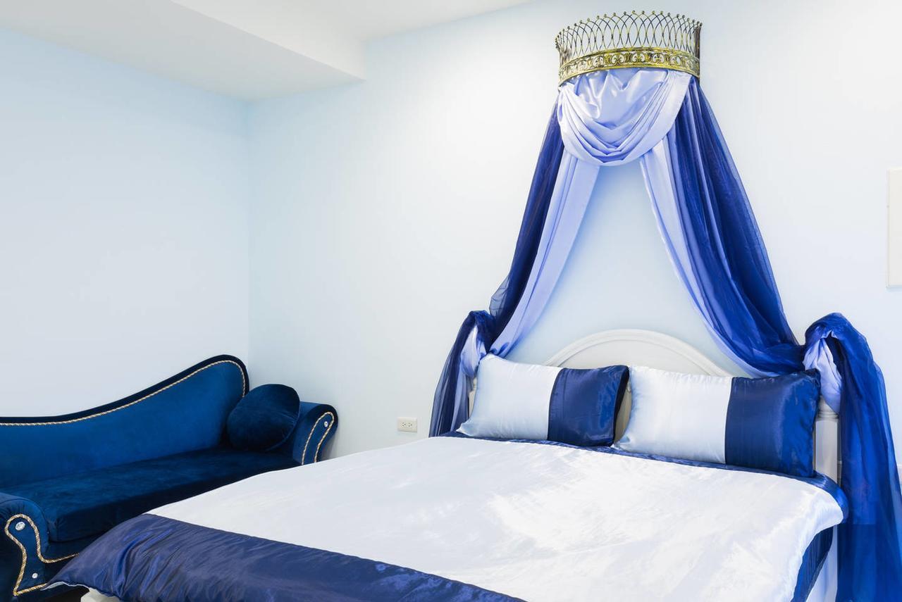 Kaohsiung Raifong Corner Homestay Екстериор снимка