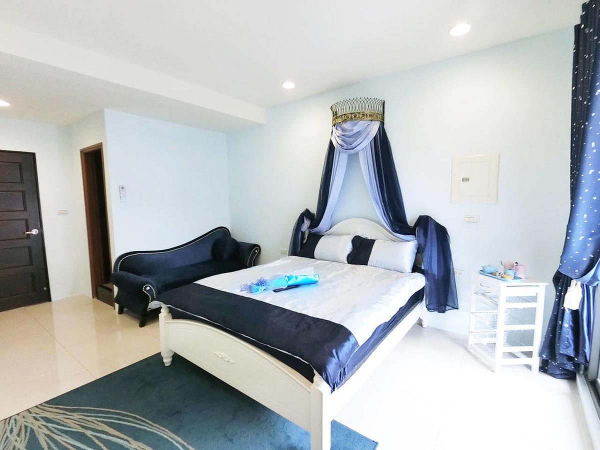 Kaohsiung Raifong Corner Homestay Екстериор снимка