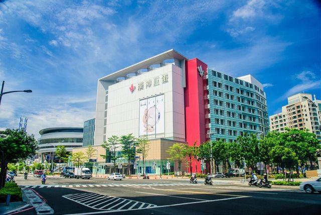 Kaohsiung Raifong Corner Homestay Екстериор снимка